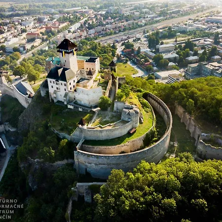 Srdce Mesta 1 - Zazitkovy Na Pesej Zone S Balkonom A Terasou *
