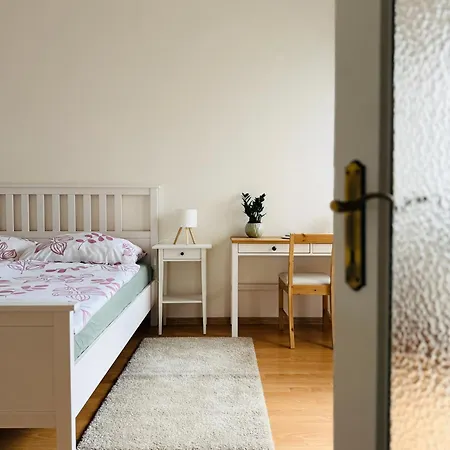 Apartament Srdce Mesta 1 - Zazitkovy Na Pesej Zone S Balkonom A Terasou *