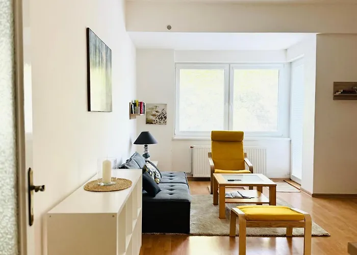 Srdce Mesta 1 - Zazitkovy Na Pesej Zone S Balkonom A Terasou * Stará Turá