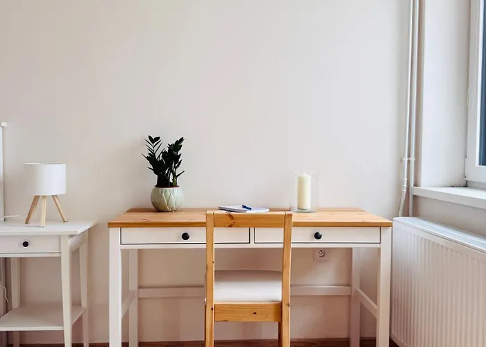 Srdce Mesta 1 - Zazitkovy Na Pesej Zone S Balkonom A Terasou Stará Turá